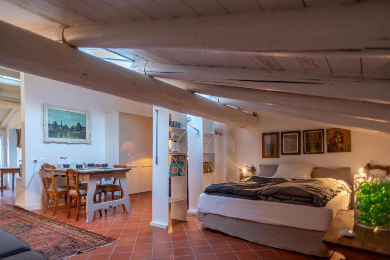 S. Trinita 18, Suites & Rooms Trento Exterior foto